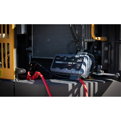 GB251+ Boost&reg; Max Jump Starter Infinity Industrial Services Inc.