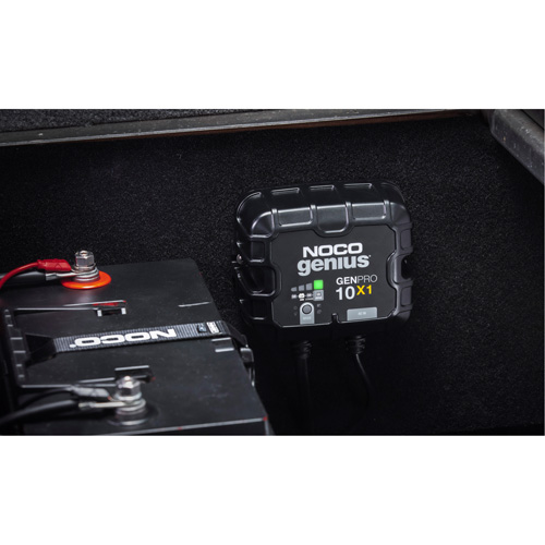 Chargeur de batterie embarqu&eacute; &agrave; 1 sortie de 10 amp&egrave;res GenPro10X1 Genius Infinity Industrial Services Inc.
