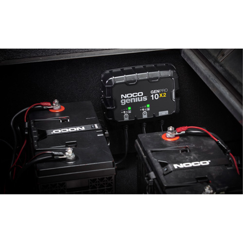 Chargeur de batterie embarqu&eacute; &agrave; 2 sorties de 20 amp&egrave;res GenPro10X2 Genius Infinity Industrial Services Inc.