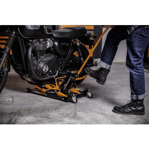 ATV and Motorcycle Jack, 0.75 Ton(s) Capacity, 4-2/3" Lowered, 14-1/2" Raised, Manual Hydraulic Infinity Industrial Services Inc.