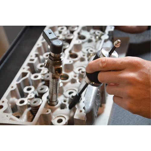 Trousse d'extracteur dembouts de bougies de pr&eacute;chauffage Infinity Industrial Services Inc.