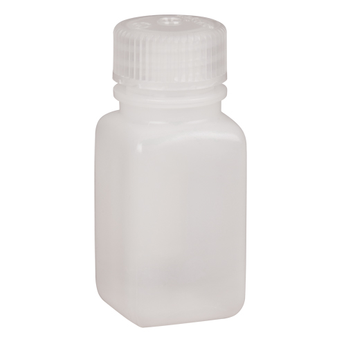 Bouteilles peu encombrantes &agrave; prise facile, Carr&eacute;e, 2 oz, Plastique Infinity Industrial Services Inc.