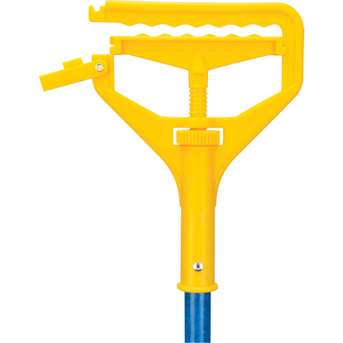 Handle with Clip, Fibreglass/Plastic, Open Gate Tip, 60" Length Infinity Industrial Services Inc.