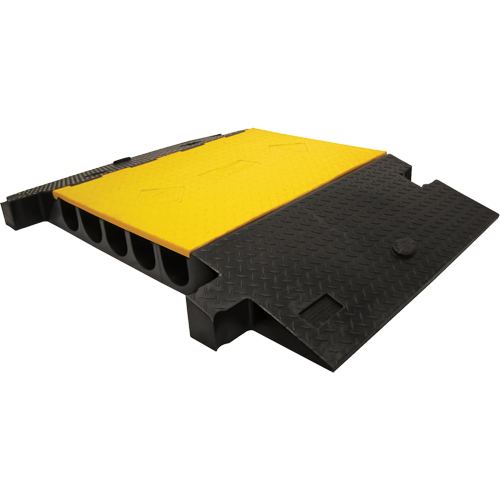 Protecteur de c&acirc;ble robuste Yellow Jacket, 5 canaux, 35,75" lo x 57,25" la x 5,125" h Infinity Industrial Services Inc.