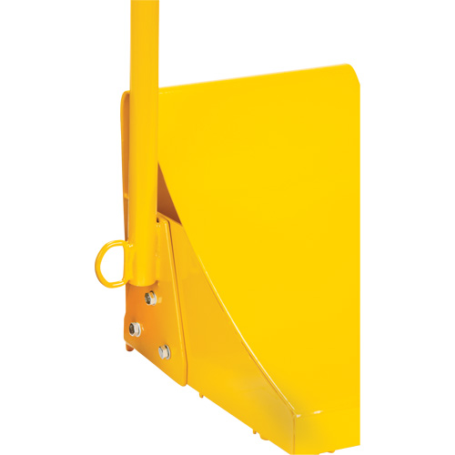 Ice Chock with Ergonomic Handle, Steel, Yellow, 8-1/16" W x 10-5/8" D x 8-13/16" H Infinity Industrial Services Inc.