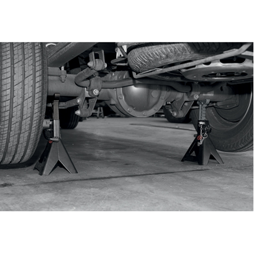 Jack Stands, Locking Pin, 2 tons Capacity, 11" - 16-7/10" H Infinity Industrial Services Inc.