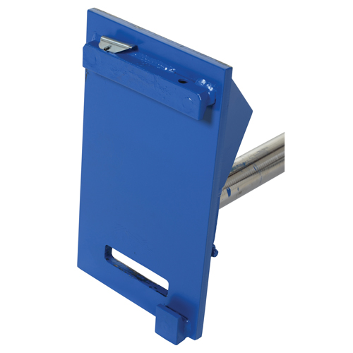 Fl&egrave;che de chariot &eacute;l&eacute;vateur pour tapis, 108-1/2" longueur, Install&eacute; sur tablier, Capacit&eacute; de 2500 lb Infinity Industrial Services Inc.