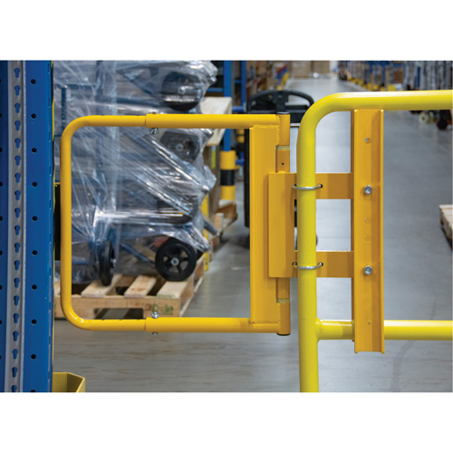 Safety Swing Gate, 21" H x 16" - 26" W Infinity Industrial Services Inc.