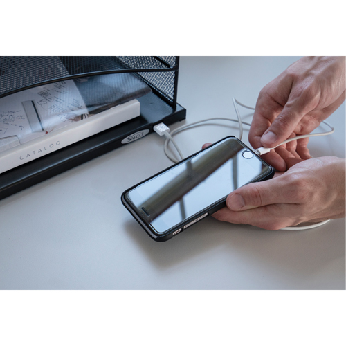 Organisateur de bureau avec alimentation USB Onyx Infinity Industrial Services Inc.