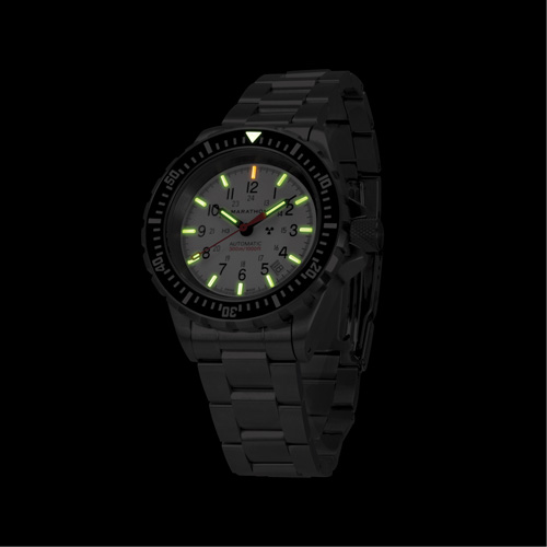 Grande montre automatique de plong&eacute;e &eacute;dition arctique GSAR avec bracelet en acier inoxydable, Num&eacute;rique, &agrave; piles, 41 mm, Argent Infinity Industrial Services Inc.