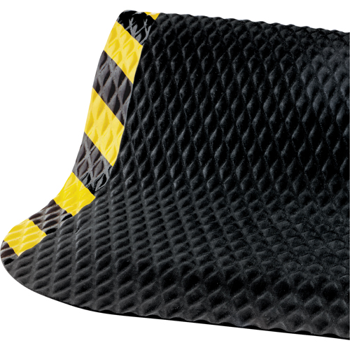 Hog Heaven No. 424 Mats, Diamond, 3' x 5' x 7/8", Black/Yellow, Nitrile Infinity Industrial Services Inc.