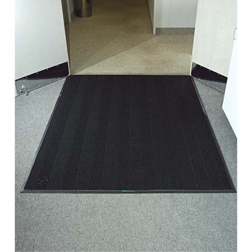 Waterhog&reg; Eco Elite Matting, Wiper/Scraper, 4' x 8' x 3/8", Black Smoke Infinity Industrial Services Inc.