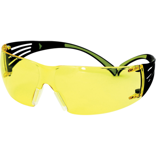 Lunettes de s&eacute;curit&eacute; SecureFit s&eacute;rie 400, Lentille Ambr&eacute;e, Antibu&eacute;e/Anti-&eacute;gratignures, ANSI Z87+/R&eacute;pond ou surpasse la norme CSA Z94.3 Infinity Industrial Services Inc.