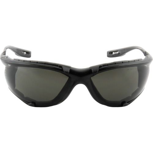 Lunettes de s&eacute;curit&eacute; avec joint en mousse Virtua, Lentille Grise/fum&eacute;e, Antibu&eacute;e, ANSI Z87+/R&eacute;pond ou surpasse la norme CSA Z94.3 Infinity Industrial Services Inc.