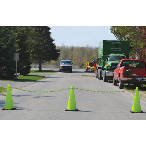 Traffic Cone & Chain Kit, 28", Blue Infinity Industrial Services Inc.