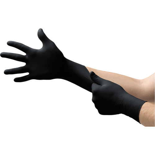 Gants Onyx, Petit, Nitrile, 3,5 mils, Sans poudre, Noir Infinity Industrial Services Inc.