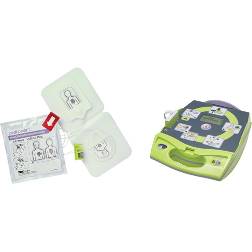 D&eacute;fibrillateur enti&egrave;rement automatis&eacute; AED Plus en anglais avec &eacute;lectrodes Pedi-Padz II suppl&eacute;mentaires, Automatique, Anglais, Classe 4 Infinity Industrial Services Inc.