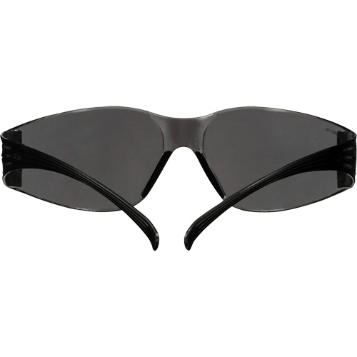 Lunettes de protection de s&eacute;rie 100 SecureFit, Lentille Gris, Antibu&eacute;e/Anti-&eacute;gratignures, ANSI Z87+/R&eacute;pond ou surpasse la norme CSA Z94.3 Infinity Industrial Services Inc.