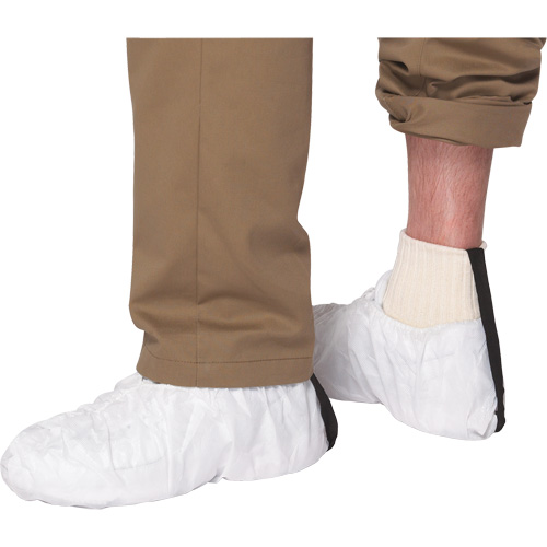 Couvre-bottes ProShield 30, T-Grand, Polypropyl&egrave;ne, Blanc Infinity Industrial Services Inc.