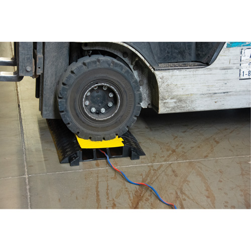 Polyurethane Cable Protector, 3 Channels, 35.43" L x 19.69" W x 3" H Infinity Industrial Services Inc.