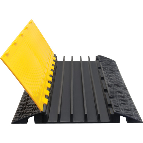 Protecteur de c&acirc;bles en polyur&eacute;thane, 5 canaux, 35,43" lo x 19,69" la x 2" h Infinity Industrial Services Inc.