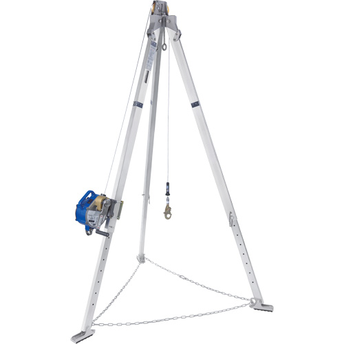 Tr&eacute;pied en aluminium pour espace clos avec cordage de s&eacute;curit&eacute; autor&eacute;tractable tri directionnel 8301098 Infinity Industrial Services Inc.