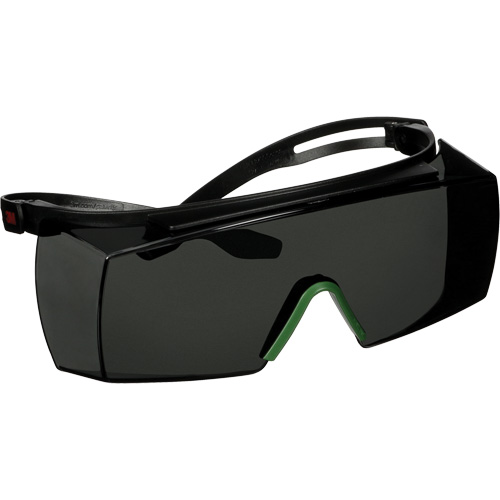Lunettes de s&eacute;curit&eacute; SecureFit s&eacute;rie 3700 SF3730AS-BLK, Lentille Gris/IR 3.0, Anti-&eacute;gratignures, ANSI Z87+/R&eacute;pond ou surpasse la norme CSA Z94.3 Infinity Industrial Services Inc.