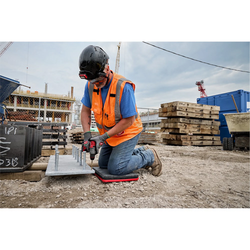 Tapis repose-genoux Packout, 18,7" lo x 13,7" la, 2,2" &eacute;pais Infinity Industrial Services Inc.