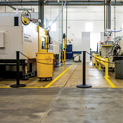 Industrial Stanchion, 37" High, Red Infinity Industrial Services Inc.