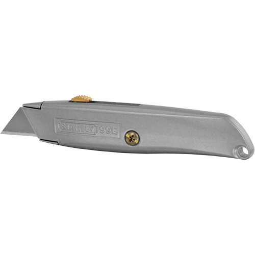 Couteau, Acier au carbone, Prise en M&eacute;tal Infinity Industrial Services Inc.