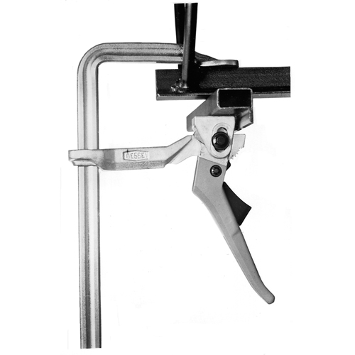 Serre-joints &agrave; levier (s&eacute;rie LC), 8" (203,2 mm), Force de serrage 660 lb Infinity Industrial Services Inc.