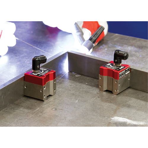 &eacute;querres magn&eacute;tiques Mag90 avec interrupteur, 1-1/2" lo x 1-1/2" la x 2-3/4" h, 150 lb Infinity Industrial Services Inc.