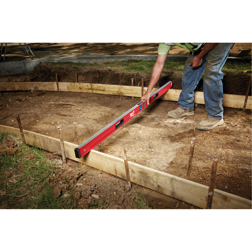 Niveau num&eacute;rique Redstick avec technologie de mesure Pin-Point Infinity Industrial Services Inc.