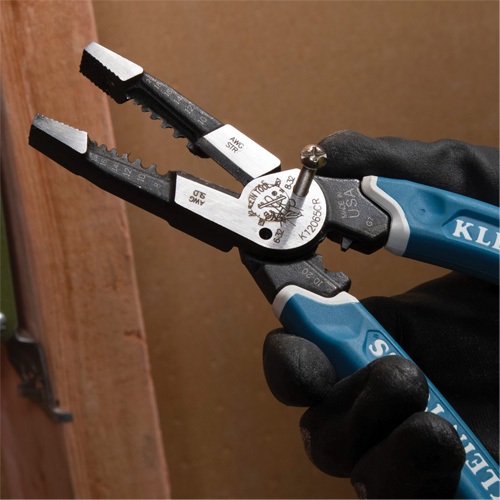 Klein-Kurve&reg; Heavy-Duty Wire Stripper, Cutter & Crimper Multi-Tool, 8-1/4" L, 8 - 20 AWG Infinity Industrial Services Inc.