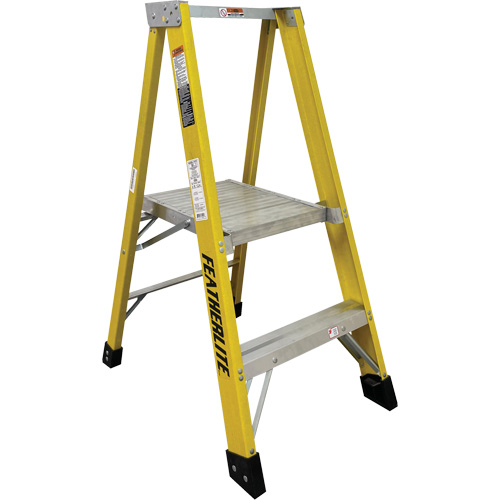Industrial Heavy-Duty Platform Stepladders (6500 Series), 5', 300 lbs. Cap. Infinity Industrial Services Inc.