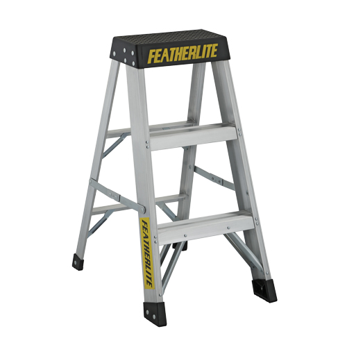 Industrial Extra Heavy-Duty Step Stool/Ladders, 3', Aluminum, 300 lbs. Capacity, Type 1A Infinity Industrial Services Inc.