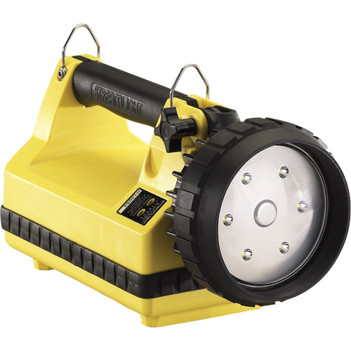 Lanterne avec syst&egrave;me de montage pour v&eacute;hicule E-Flood LiteBox, DEL, 615 lumens, 8 hres de fonctionnement, piles Rechargeable, Compris Infinity Industrial Services Inc.