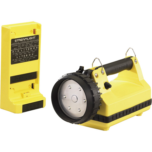 Lanterne avec syst&egrave;me de montage pour v&eacute;hicule E-Flood LiteBox, DEL, 615 lumens, 8 hres de fonctionnement, piles Rechargeable, Compris Infinity Industrial Services Inc.