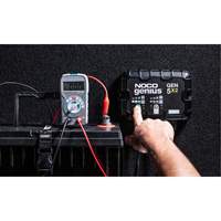 Chargeur de batterie embarqu&eacute; &agrave; 2 sorties de 10 amp&egrave;res Gen5X2 Genius Infinity Industrial Services Inc.