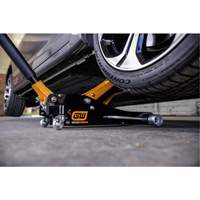 Aluminum Racing Jack, 2 Ton(s) Capacity, 3-1/4" Lowered, 18-1/2" Raised, Manual Hydraulic Infinity Industrial Services Inc.