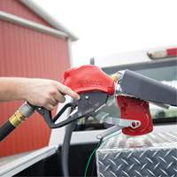 Pistolet de distribution automatique rouge pour essence Infinity Industrial Services Inc.
