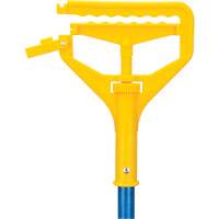 Handle with Clip, Fibreglass/Plastic, Open Gate Tip, 60" Length Infinity Industrial Services Inc.