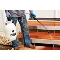 Deck & Home Universal Sprayer, 2 gal. (9 L), Polyethylene, 15" Wand Infinity Industrial Services Inc.