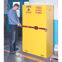 Armoire de rangement haute s&eacute;curit&eacute; avec barre en acier pour produits inflammables, 45 gal., 2 tablettes Infinity Industrial Services Inc.