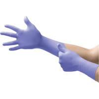 Gants Supreno EC, Petit, Nitrile, 5,5-mil, Sans poudre, Mauve, Classe 2 Infinity Industrial Services Inc.