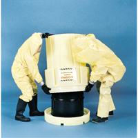 Barils de r&eacute;cup&eacute;ration Poly-Overpack 65, 65 gal. US, Stationnaire Infinity Industrial Services Inc.