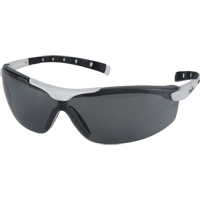 Lunettes de s&eacute;curit&eacute; s&eacute;rie Z1500, Lentille Grise/fum&eacute;e, Anti-&eacute;gratignures, R&eacute;pond ou surpasse la norme CSA Z94.3 Infinity Industrial Services Inc.
