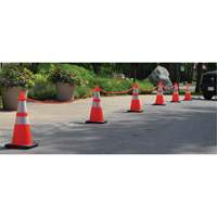 Traffic Cone & Chain Kit, 28", Orange, 4" & 6" Reflective Collar(s) Infinity Industrial Services Inc.