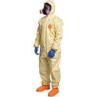 Combinaison 6000 SFR Tychem, Taille Petit, Khaki Infinity Industrial Services Inc.