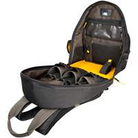 Sacs &agrave; dos pour outils Techgear &agrave; 53 pochettes, 16" lo x 13-1/4" la, Noir, Polyester Infinity Industrial Services Inc.